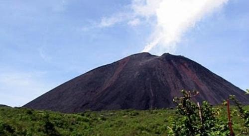 世界上最大的火山排名 黄石公园火山面积最大(占地7988平方千米)