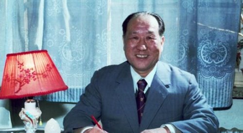 高晓松家世父母背景资料 全家都是清华大学高材生