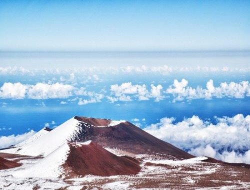 比珠穆朗玛峰还高的山 扬名海岛界和火山界的夏威夷岛(高出1200多米)
