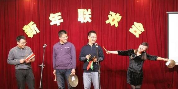 三句半台词大全爆笑来袭 让人听了开口大笑热闹气氛的句子