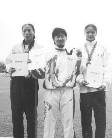 世界十大著名双性人 泰国美女双性人成拳击女王