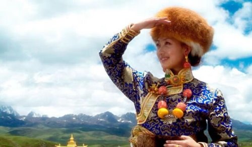 川藏第一美女 罗绒仲呷比天仙还漂亮100倍(内附美照欣赏)