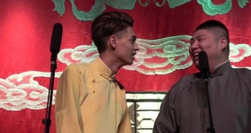 秦霄贤家境优越 家人开跑车住豪宅（不当演员只能继承家产）