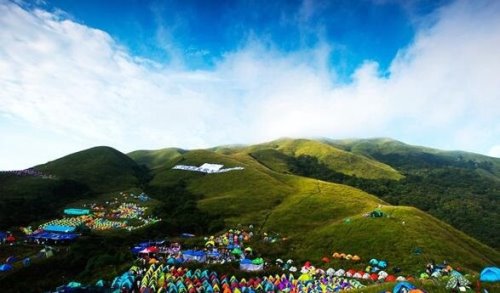 武功山在哪里 位于江西省中西部(是罗霄山脉的北支)