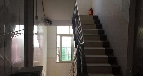 半夜10件不要做的事 半夜不能在屋内打伞(触犯忌讳)