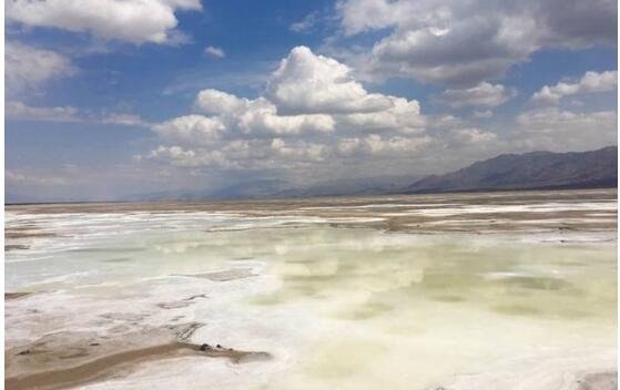 中国盐湖最多的地方 青海有大大小小100多个盐湖