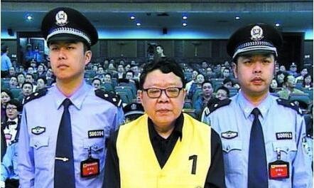 悍匪张君案的关键人物 实际上是4个助纣为虐的重庆女人