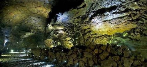 世界上最长的岩洞 济州岛万丈窟长达13.4公里(世界遗产)