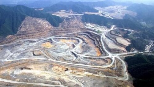 中国最大的露天铜矿厂 江西德兴铜矿(从唐宋时期开采到现代)