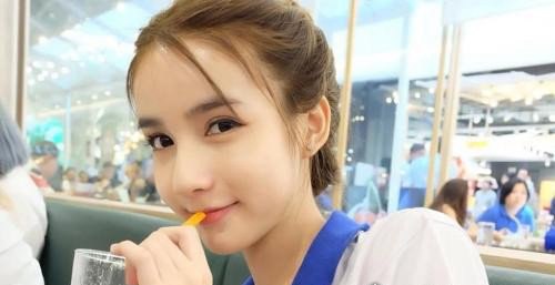 泰国人妖皇后yoshi 掰弯全世界男人的最美人妖(高清美照)