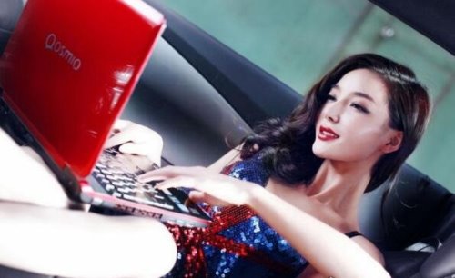 中国最美车模排行榜 车模兽兽翟凌排第二(李颖芝人气最高)