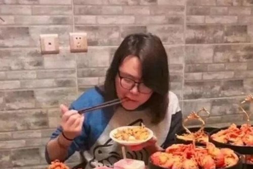 大胃王浪味仙李杭泽个人资料 90后的他胃容量超乎大家想象