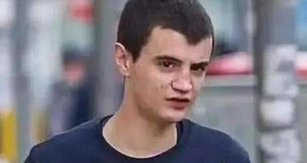 世界上最小的爸爸妈妈 小小年纪就怀孕生子（最小为5岁）