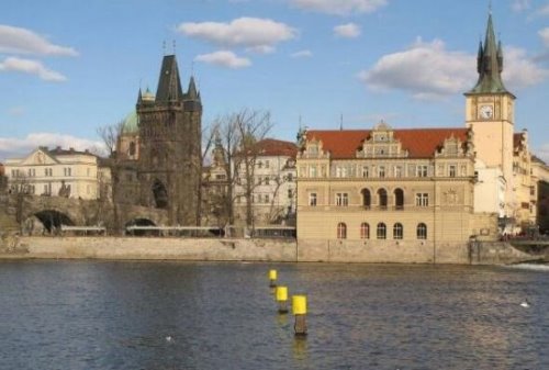 欧洲有多少个国家 由48个国家和地区组成(包括有牵连国家)