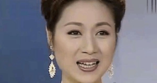 著名黄梅戏表演艺术家 马兰第一任丈夫是谁啊(比她大16岁)