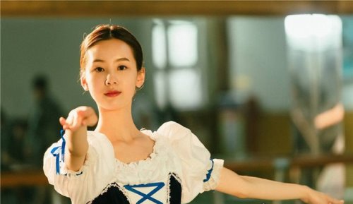最美校花陈都灵图片欣赏 名副其实的最美校花(高清写真)