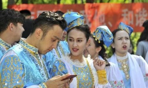 中国教育水平最高的民族 塔塔尔族(人数很少民间作品却很丰富)
