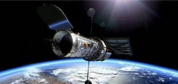 世界上最大的太空望远镜 哈勃望远镜(长4米/重865公斤)