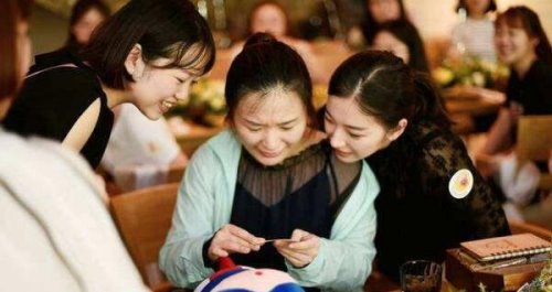 100个的真心话问题 让你Hold住全场(真心话大冒险必备问题)