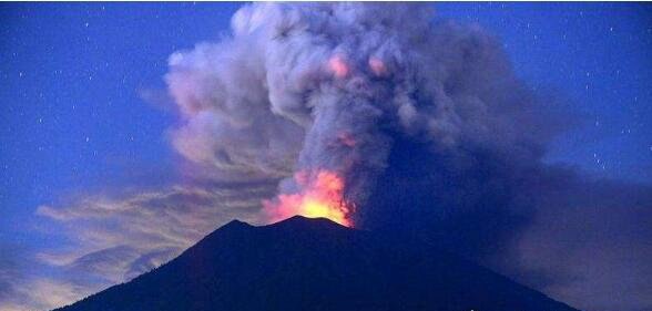 世界上火山最多的国家是哪个 印度尼西亚(有500多座火山)