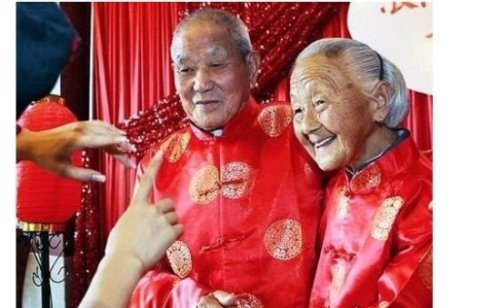 金婚是多少年 能相互扶持走过50年的夫妻称为金婚