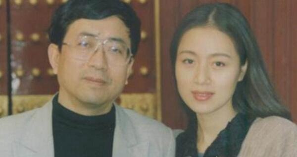 著名黄梅戏表演艺术家 马兰第一任丈夫是谁啊(比她大16岁)
