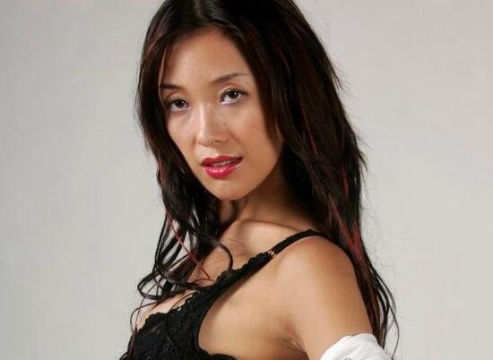 中国最美变性人 变性后的陈莉莉温柔妩媚比女人还要女人