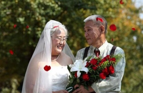 金婚是多少年 能相互扶持走过50年的夫妻称为金婚