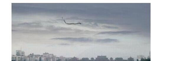 世界上有人拍到龙王 有网友自曝在青海湖上亲眼看到了龙王