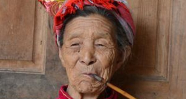 中国最长寿老人排行 一名新疆女子位居第一(1886年出生)