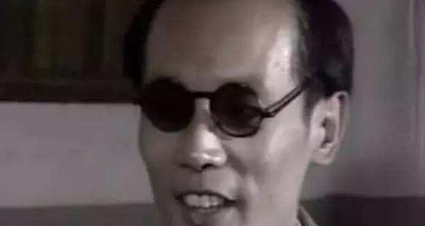 中国四大吝啬鬼的故事 抠门到让人难以置信(铁公鸡)