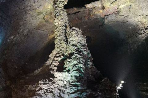 世界上最长的岩洞 济州岛万丈窟长达13.4公里(世界遗产)