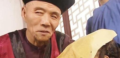 古代加官进爵是什么刑法 湿纸贴脸窒息而死(持续十分钟左右）