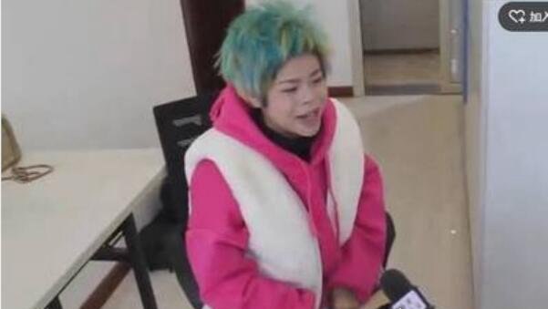 雅安第一网红琼姐身世 流浪街头的轻度障碍人士(被公司包装成网红)