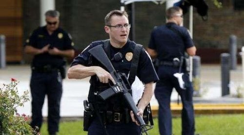世界上最没节操的袭警 向女警喷射自己的母乳导致被捕