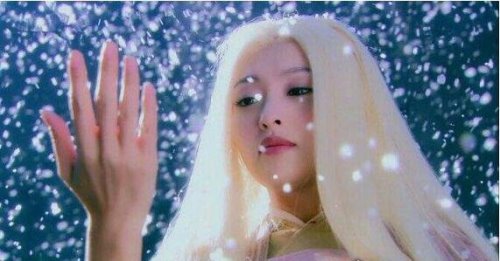 白发皇妃结局 原著中容齐和漫夭都死了(后来漫夭魂穿复活了)