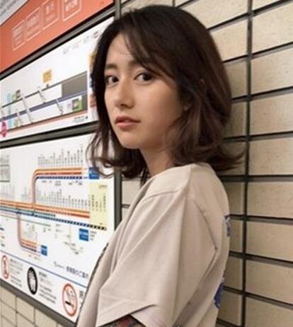李诞女朋友黑尾酱个人资料 肤白貌美颜值超高(真是便宜了蛋蛋)