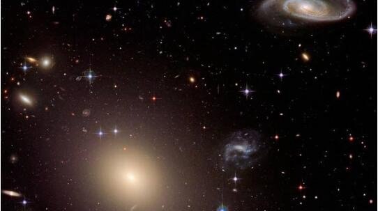 宇宙最明亮星系 极亮红外星系比300万亿个太阳还要亮