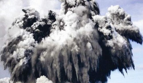 海面上神秘的幽灵岛 亲眼见证幽灵岛形成全过程