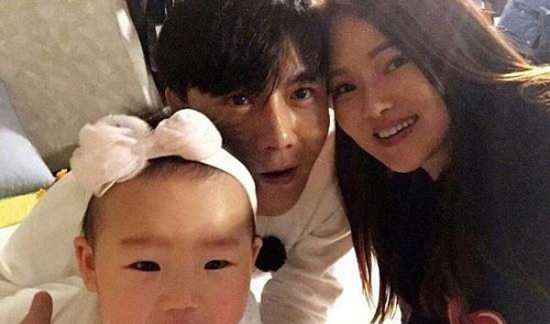 秦昊伊能静怎么好上的 伊能静婚内出轨离婚答应秦昊追求(姐弟恋)