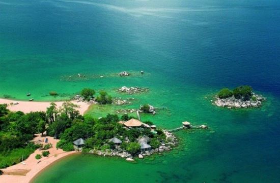 世界十大湖泊排行榜 最大的湖泊是里海(面积37万平方公里)