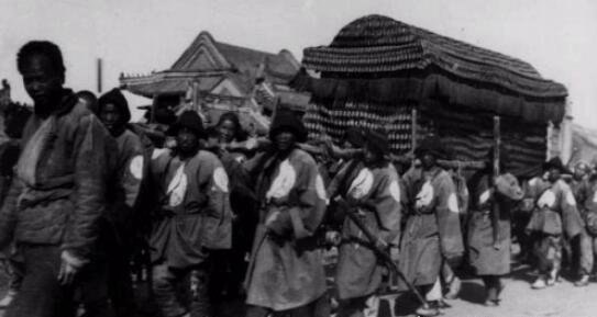 1976年阴兵过路事件 唐山大地震后大量亡魂经过