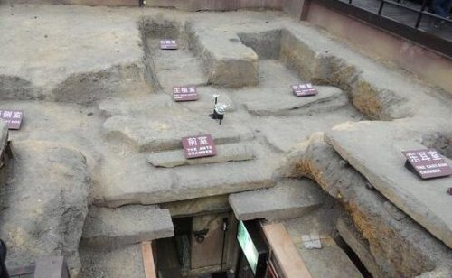 诸葛亮墓无人敢盗 只因墓穴内机关重重(进得去出不来)