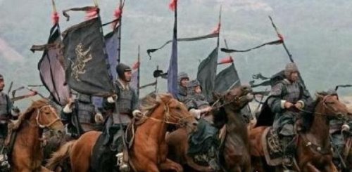 后周世祖郭威传位给干儿子柴荣 周世宗弃商从戎(随干爹打江山)