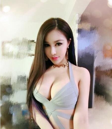 f罩杯嫩模黛欣霓花椒事件 袒胸露乳让人鼻血喷涌