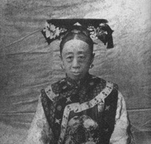 清朝最后的公主 荣寿公主无实权却敢教训批评慈禧