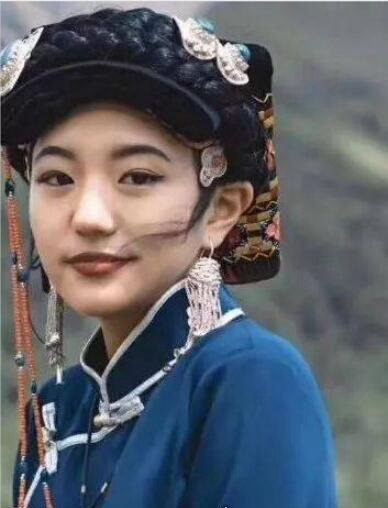 斯丹曼簇个人资料介绍 2019中国好声音亚军(从小出生在音乐世家)