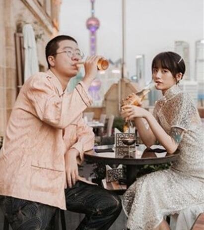 李诞女朋友黑尾酱个人资料 肤白貌美颜值超高(真是便宜了蛋蛋)
