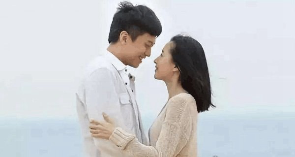 让男生突然把持不住的八个行为 能增进双方感情（女生必看）