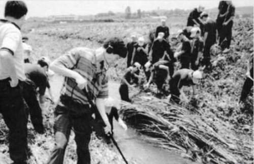 韩国电影杀人回忆凶手原型被抓 因奸杀小姨子被捕入狱(服刑25年)